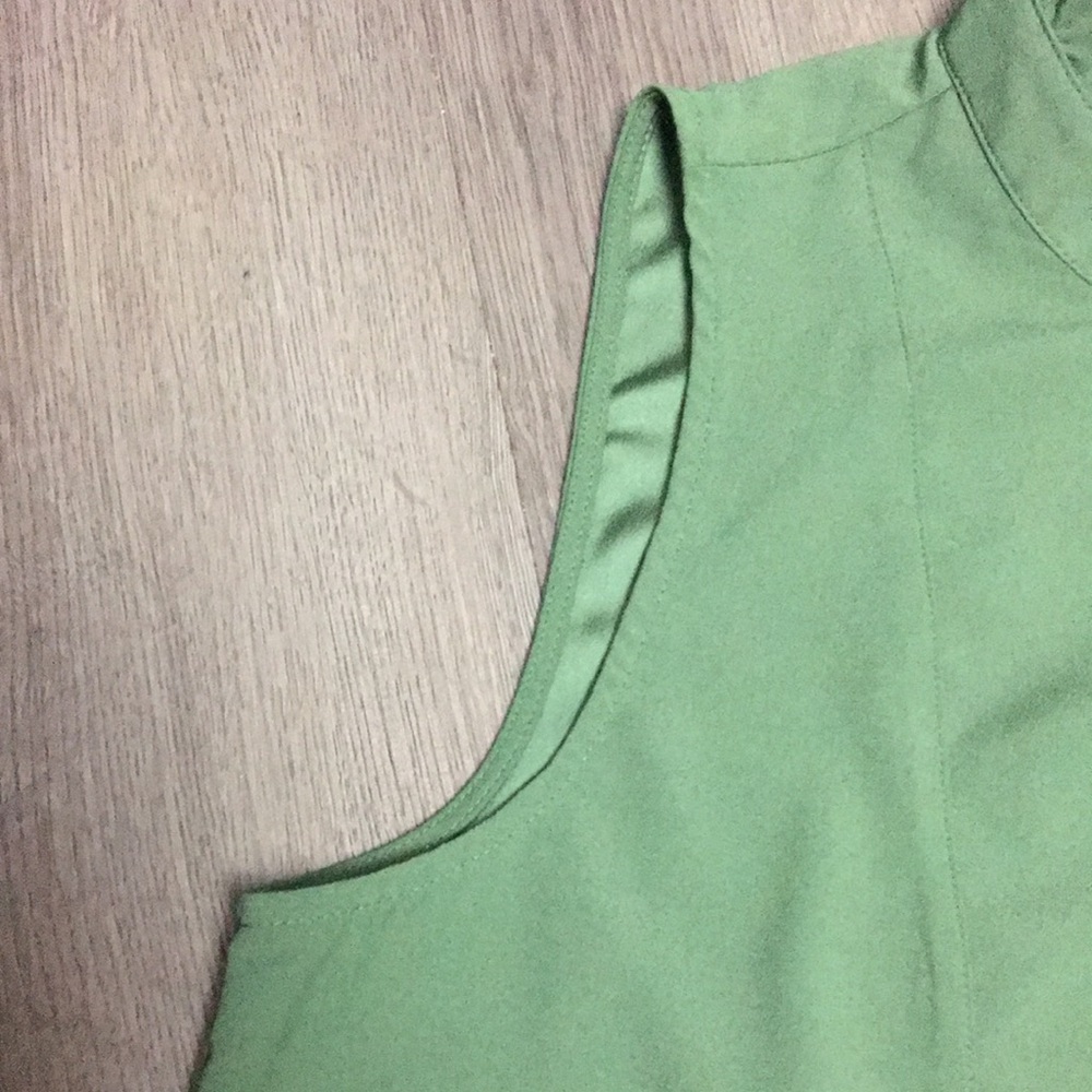 J. Crew Womens Green Sleeveless Ruffled Top (Size 6) - Picture 7 of 13